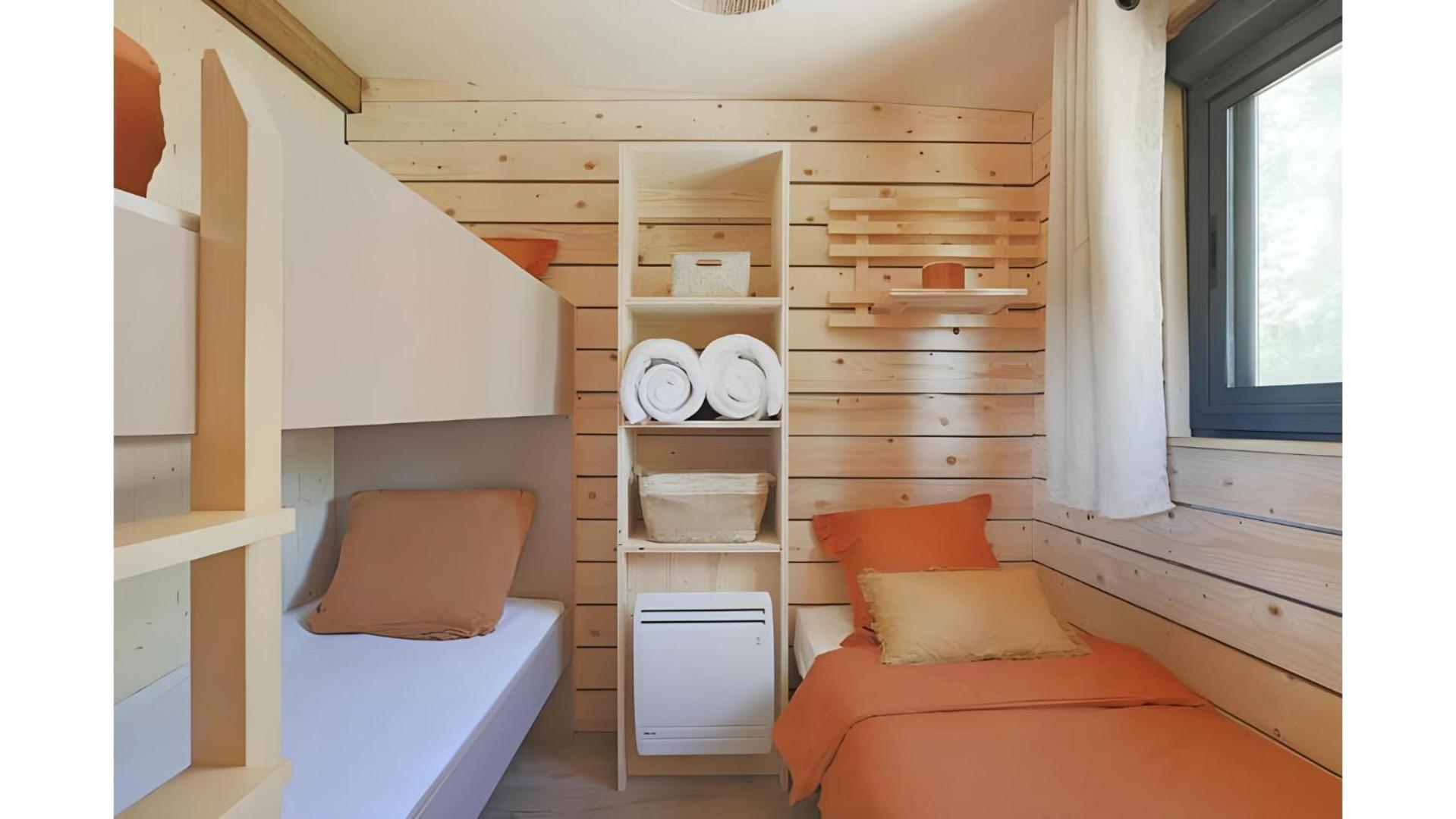 Les Lodges D'Emeraude Maisod 外观 照片